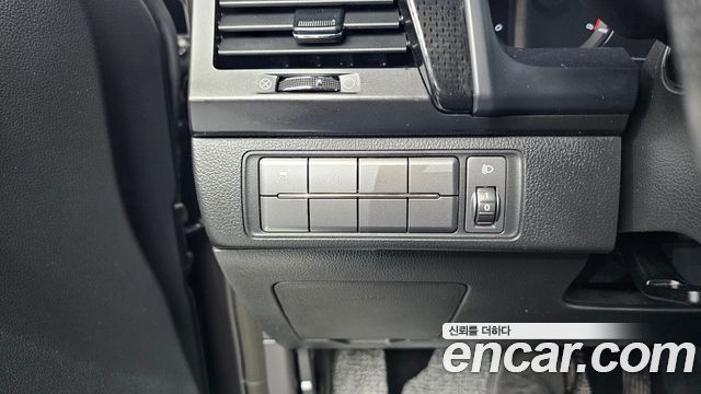 KG Mobility Rexton 2020 — photo 24