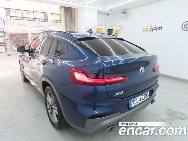 BMW X4 2021 — photo 4