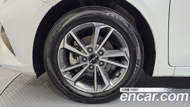 Kia K3 2024 — photo 5