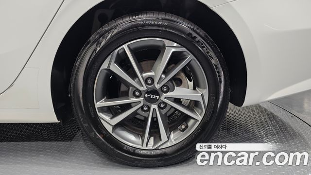 Kia K3 2024 — photo 7