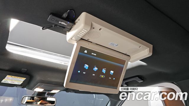 Ford Explorer 2018 — photo 20