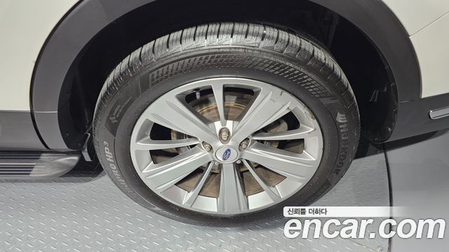 Ford Explorer 2018 — photo 7