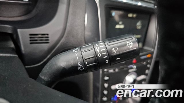 Ford Explorer 2018 — photo 27