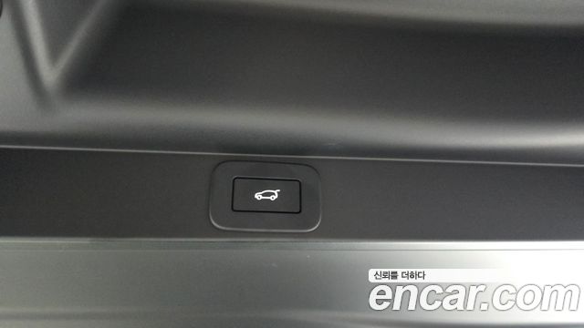 Land Rover Range Rover 2025 — photo 31
