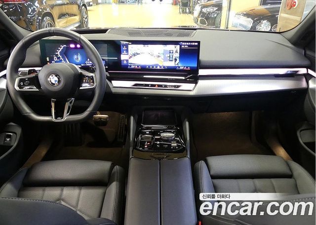 BMW 5-Series 2025 — photo 7