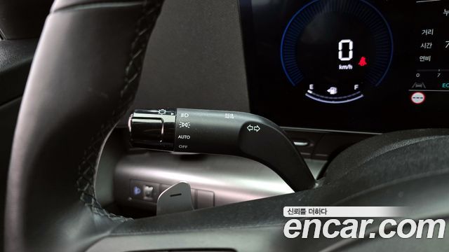 Hyundai Kona 2023 — photo 18