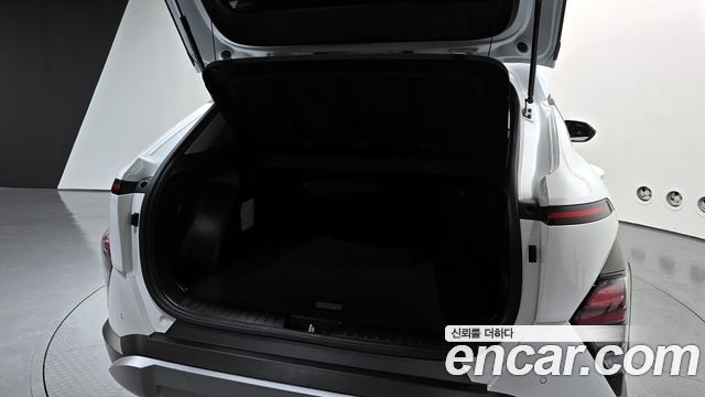 Hyundai Kona 2023 — photo 20