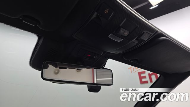Mercedes-Benz C-Class 2020 — photo 18