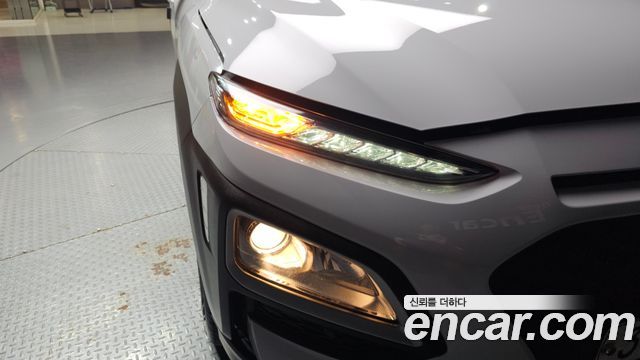 Hyundai Kona 2018 — photo 8