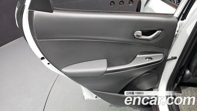 Hyundai Kona 2018 — photo 15