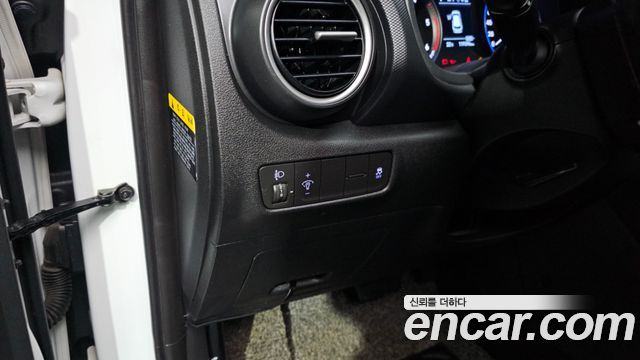 Hyundai Kona 2018 — photo 27