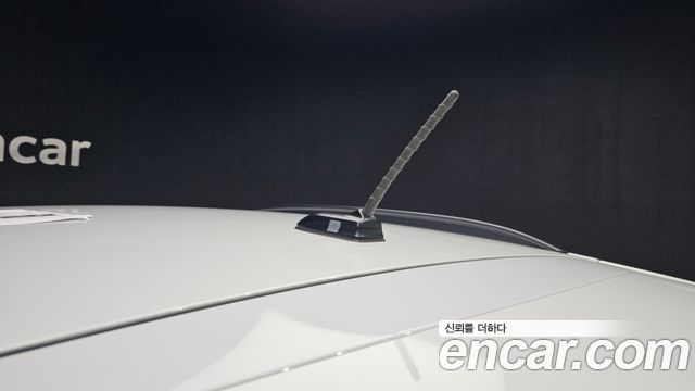 Hyundai Kona 2018 — photo 29