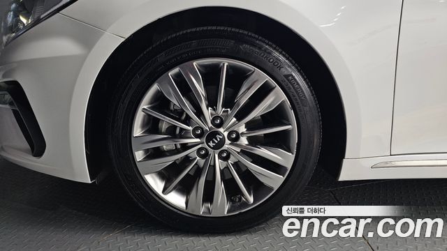 Kia K5 2019 — photo 5