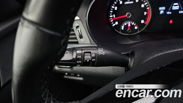 Kia K5 2019 — photo 27
