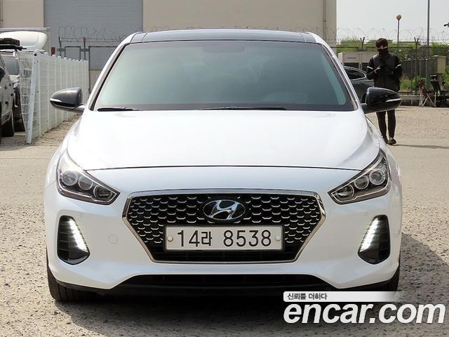 Hyundai i30 2017 — photo 2