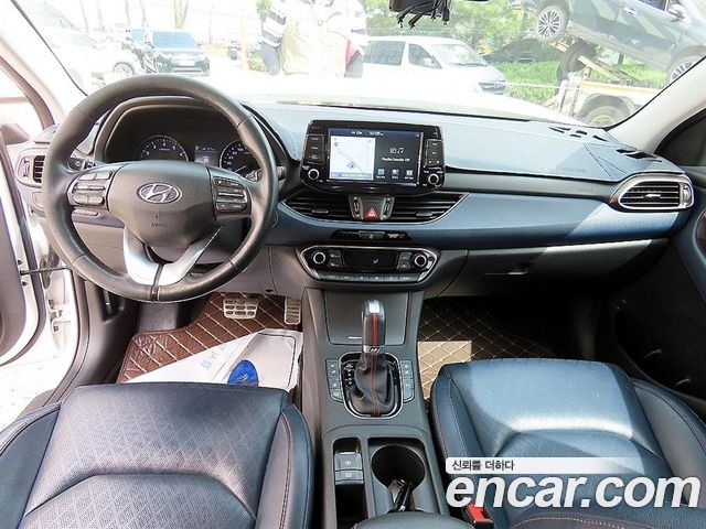 Hyundai i30 2017 — photo 7