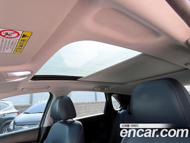 Hyundai i30 2017 — photo 17