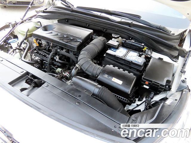 Hyundai i30 2017 — photo 19