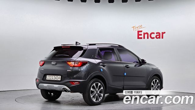 Kia Stonic 2019 — photo 2