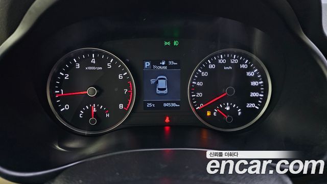 Kia Stonic 2019 — photo 11