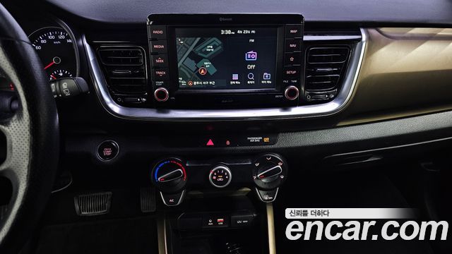 Kia Stonic 2019 — photo 18