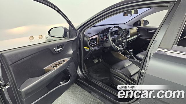 Kia Stonic 2019 — photo 16