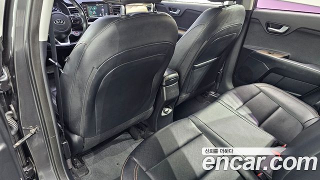 Kia Stonic 2019 — photo 27