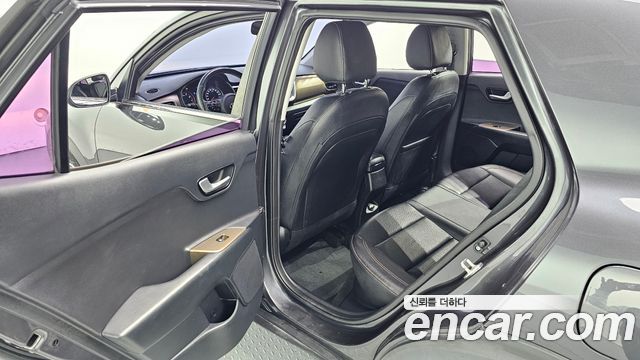 Kia Stonic 2019 — photo 31