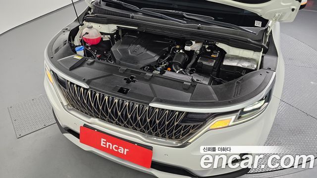 Kia Canival 2023 — photo 6
