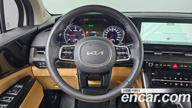 Kia Canival 2023 — photo 19