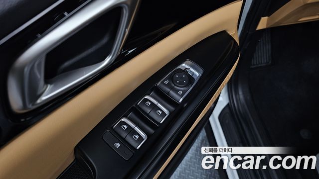Kia Canival 2023 — photo 24