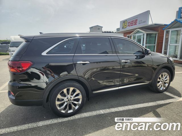 Kia Sorento 2018 — photo 4
