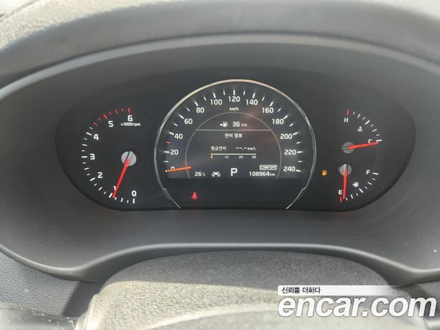 Kia Sorento 2018 — photo 8