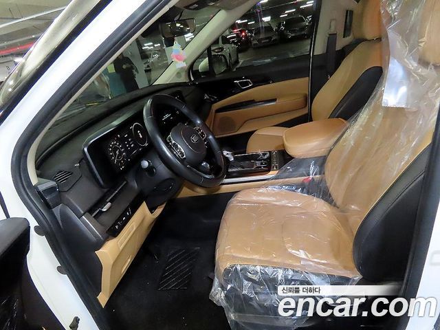 Kia Canival 2021 — photo 6