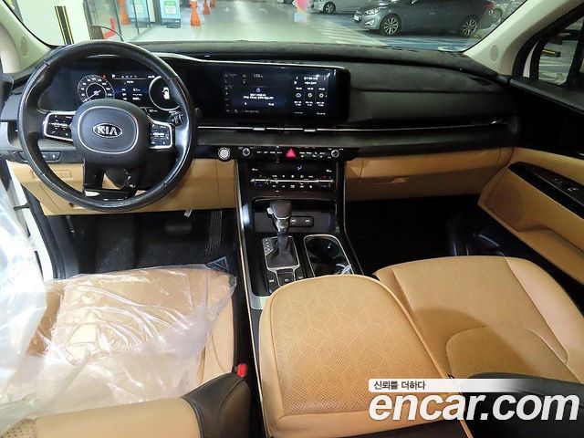Kia Canival 2021 — photo 10