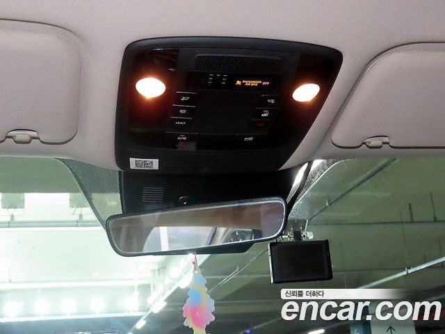 Kia Canival 2021 — photo 14