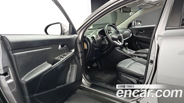 Kia Sportage 2013 — photo 10