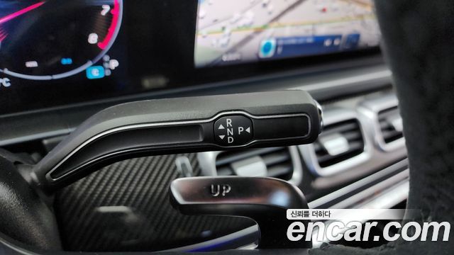 Mercedes-Benz GLE-Class 2026 — photo 9