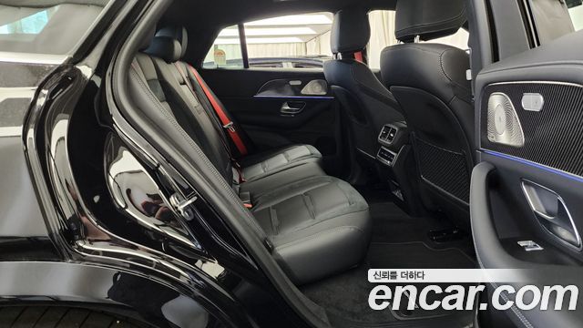 Mercedes-Benz GLE-Class 2026 — photo 12