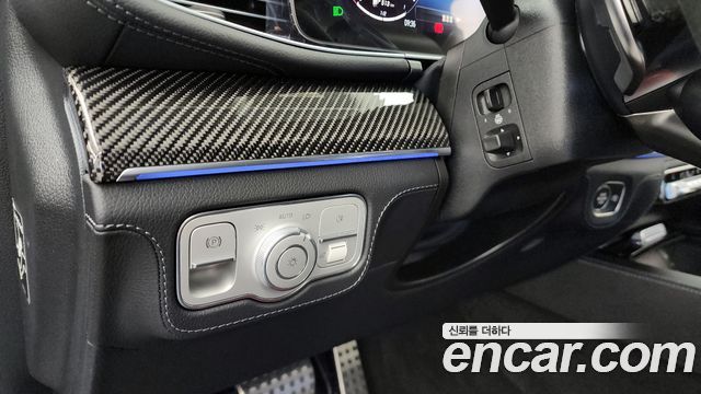 Mercedes-Benz GLE-Class 2026 — photo 16