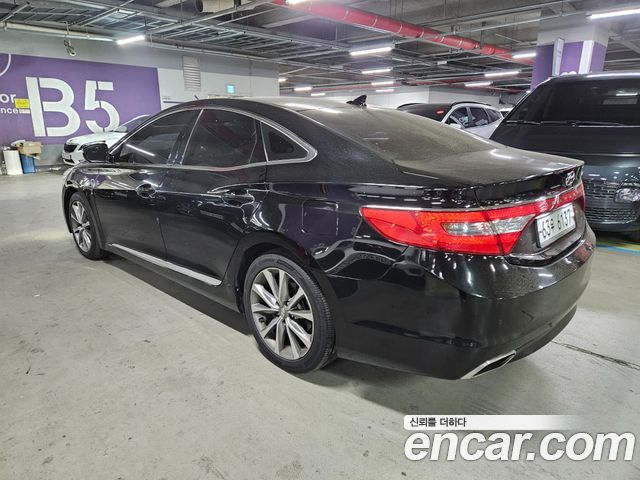 Hyundai Grandeur 2015 — photo 4