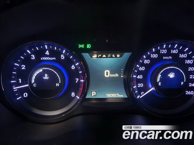 Hyundai Grandeur 2015 — photo 8