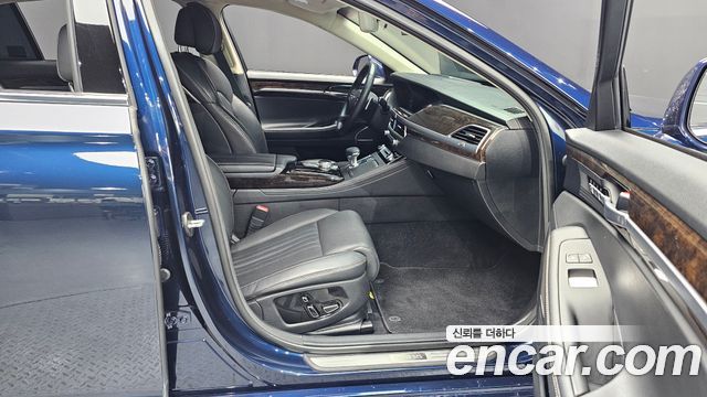 Genesis G90 2020 — photo 17