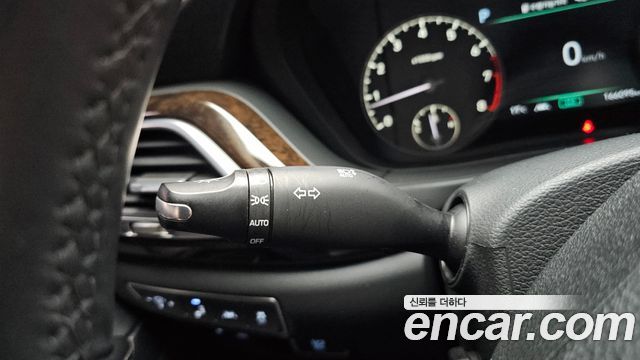 Genesis G90 2020 — photo 30