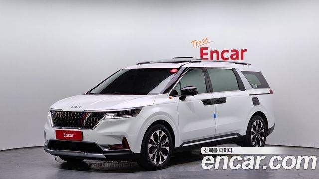 Kia Canival 2021 — photo 1