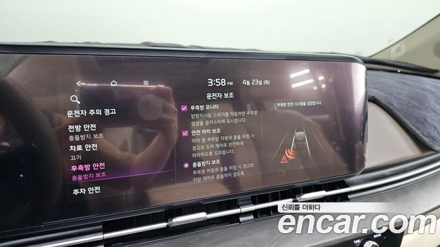 Kia Canival 2021 — photo 18