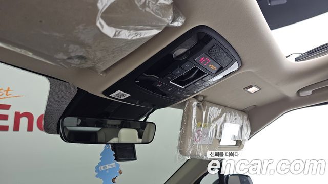 Kia Canival 2021 — photo 25
