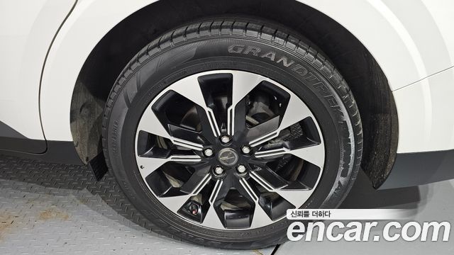 Kia Canival 2021 — photo 7