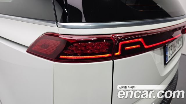 Kia Canival 2021 — photo 9