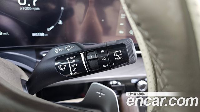 Kia Canival 2021 — photo 27